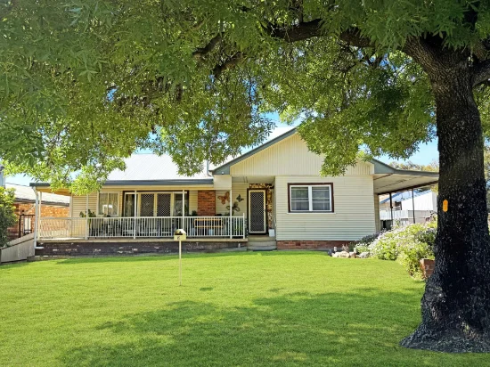 5 William Street, Young, NSW 2594 - For Sale