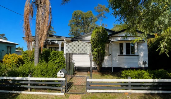 5 Wooburn Street, Dalby, Qld 4405