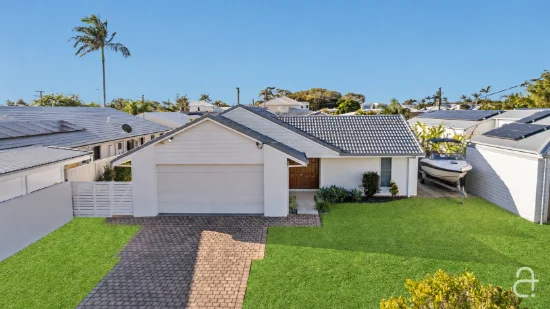 5 Wyanda Drive, Warana, Qld 4575
