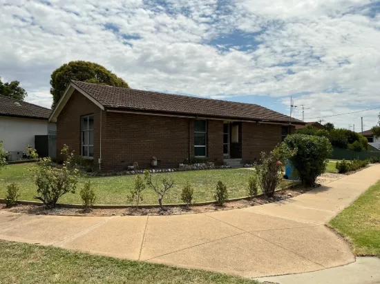 5 Yorkshire Crescent, Shepparton, Vic 3630