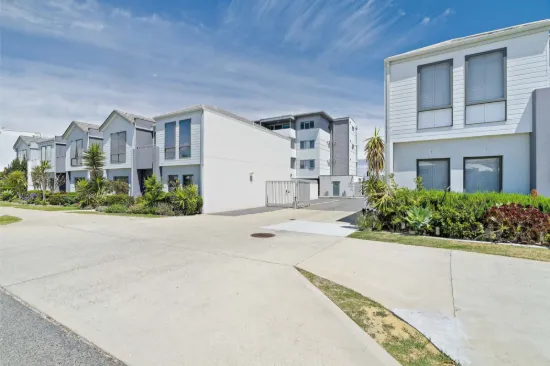 50/25 O'Connor Close, North Coogee, WA 6163