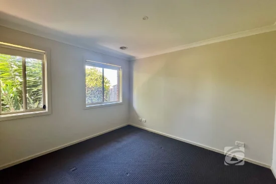 50 Belmont Crescent, Pakenham, Vic 3810-Image