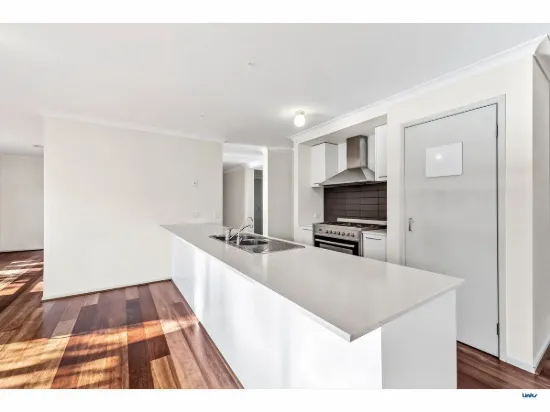 50 Danawa Drive, Torquay, Vic 3228
