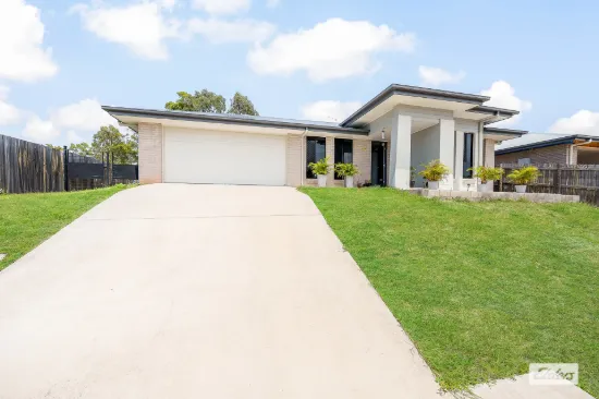 50 Fitzroy Avenue, Clinton, Qld 4680