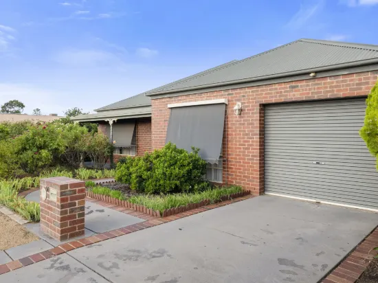 50 Hermitage Drive, Corowa, NSW 2646