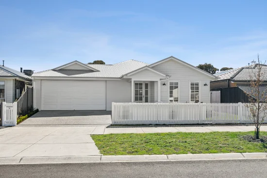 50 Hurst Dr, New Gisborne, Vic 3438 - For Rent