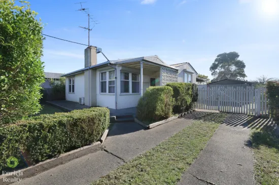 50 Newark Avenue, Newborough, Vic 3825