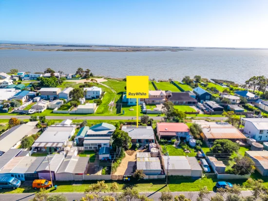 50 Sidney Parade, Hindmarsh Island, SA 5214