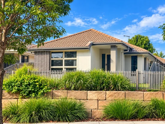 50 Sovereign Drive, Deebing Heights, Qld 4306