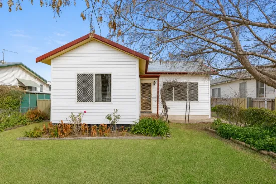 50 Stewart Avenue, Tamworth, NSW 2340
