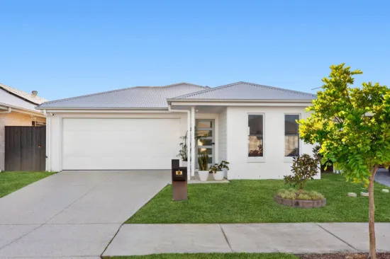 50 Valley Crescent, Palmview, Qld 4553