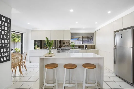 51 Bordeaux Parade, Mermaid Waters QLD 4218-Image