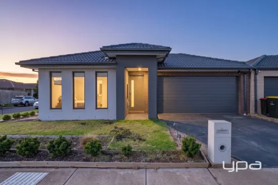 51 Gillespie Drive, Weir Views, Vic 3338