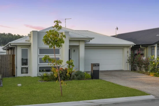 51 Jim Davidson Boulevard, Belivah, Qld 4207