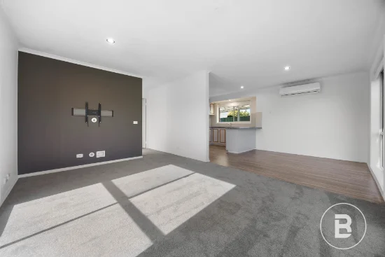 51 McNulty Drive, Wendouree, Vic 3355-Image