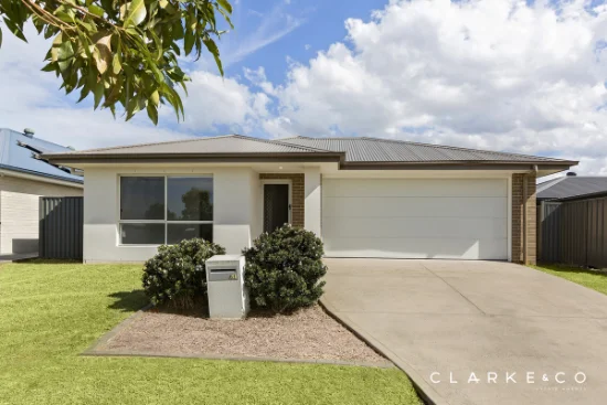 51 Ridgeview Drive, Cliftleigh, NSW 2321