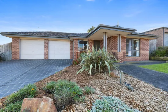 51 Springwater drive, Drouin, Vic 3818