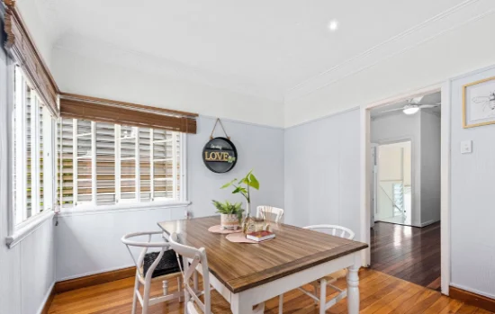 52 Broadwater Road, Mount Gravatt, Qld 4122