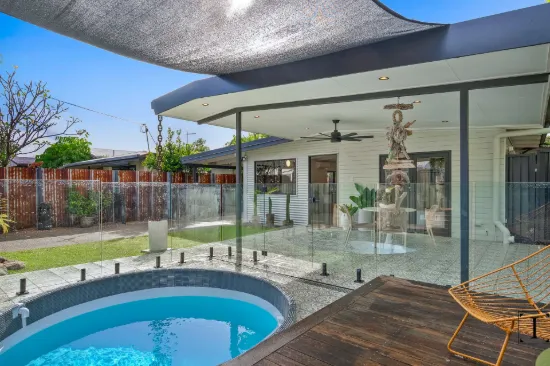 52 Christensen Street, Machans Beach, Qld 4878