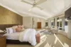 52 Clear Island Road, Broadbeach Waters QLD 4218-Image