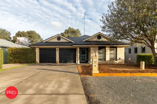 52 Day Circuit, Bungendore, NSW 2621