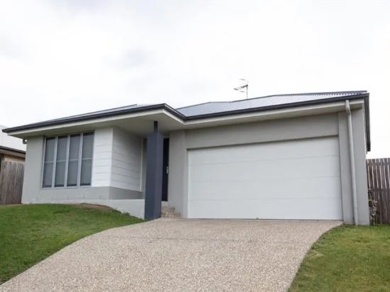 52 Edgeware Road, Pimpama, Qld 4209 - For Rent