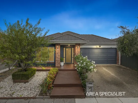 52 Everly Circuit, Pakenham, Vic 3810