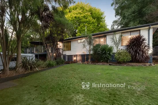 52 First Avenue, Cockatoo, Vic 3781