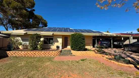 52 Gregory St, Roxby Downs, SA 5725