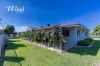 52 Hammer St,, Howlong, NSW 2643