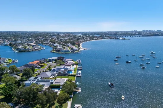 52 Hawkesbury Esplanade, Sylvania Waters, NSW 2224-Image