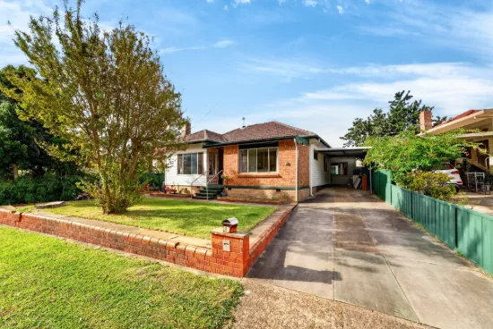 52 Lovell Parade, Shortland, NSW 2307