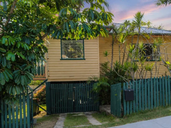 52 Lower Gay Terrace, Caloundra, Qld 4551
