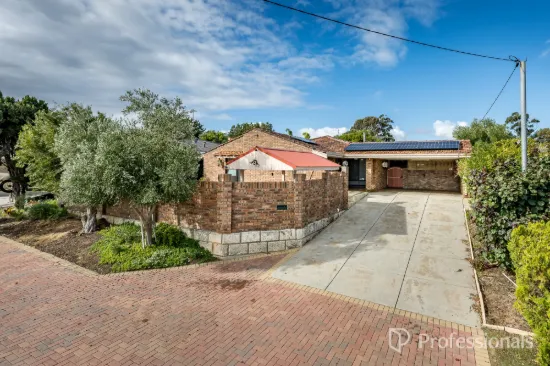 52 Macquarie Avenue, Padbury, WA 6025