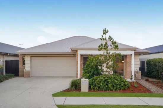 52 Rhythm Road, Ripley, Qld 4306