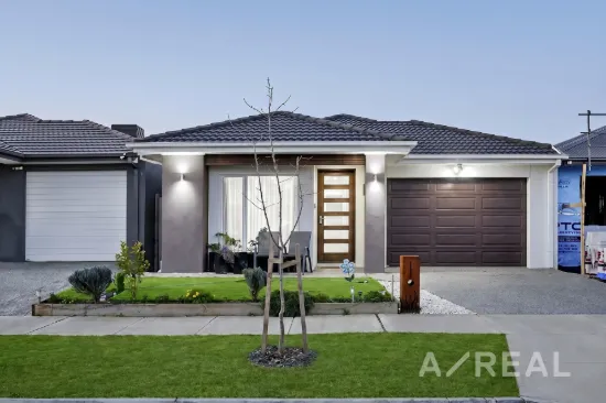 52 Sparrowhawk Crescent, Deanside, Vic 3336