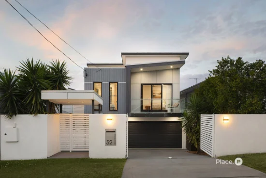 52 Sydney Avenue, Camp Hill, Qld 4152
