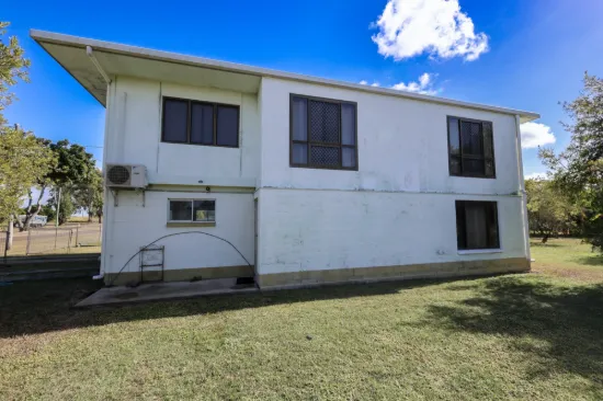 52 Third Avenue, Home Hill, Qld 4806