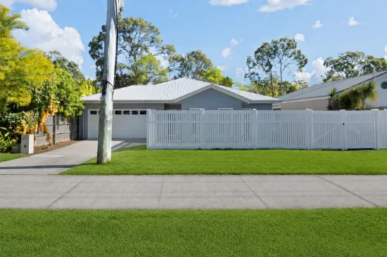 52 Wellington Street, Ormiston, Qld 4160