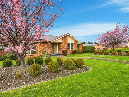 52 Whitewater Crescent, Kingston, Tas 7050
