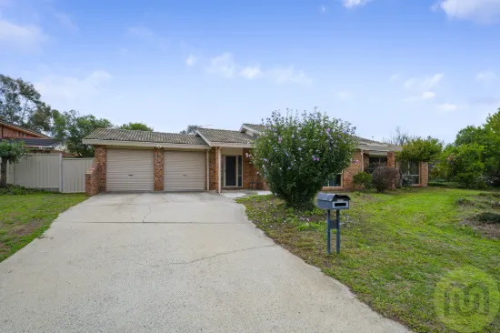 52 Woodfull Loop, Gordon, ACT 2906