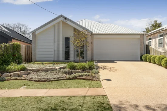 53 Geoffrey Street, Mount Lofty, Qld 4350