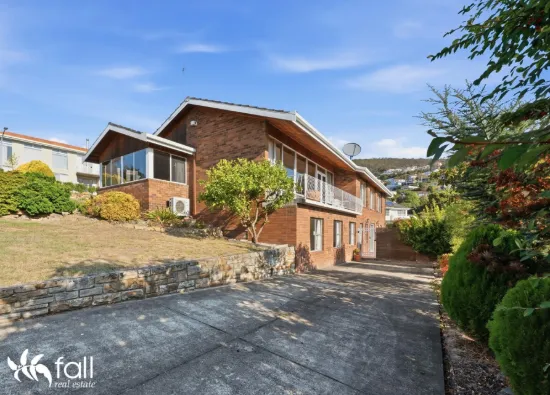 53 Lipscombe Avenue, Sandy Bay, Tas 7005