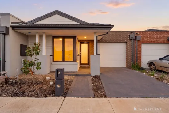 53 Litoria Drive, Deanside, Vic 3336