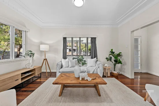 53 Newbolt St, Holland Park, Qld 4121