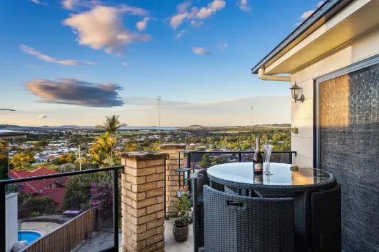 53 Scenic Crescent, Albion Park, NSW 2527