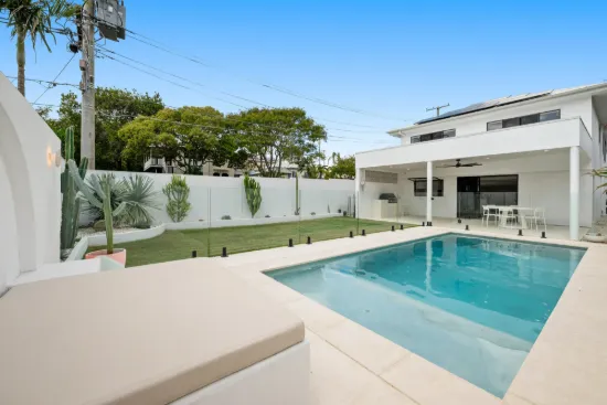 54 Algoori Street, Morningside, Qld 4170