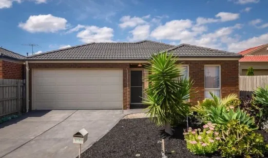 54 Bellarine Drive, Cranbourne, Vic 3977