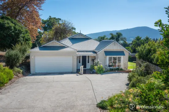 54 Braeside Drive, Launching Place, Vic 3139