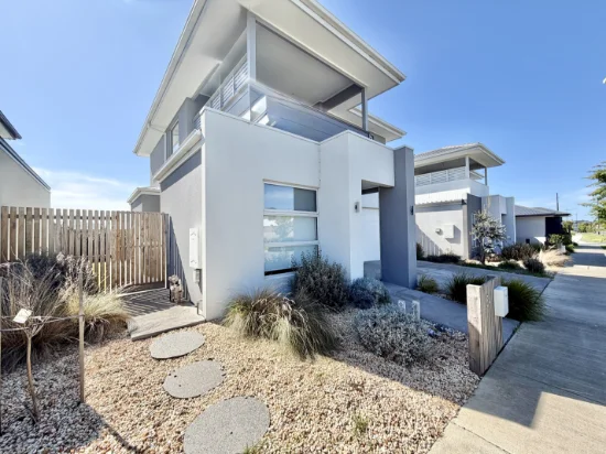 54 Buchanan Boulevard, Armstrong Creek, Vic 3217